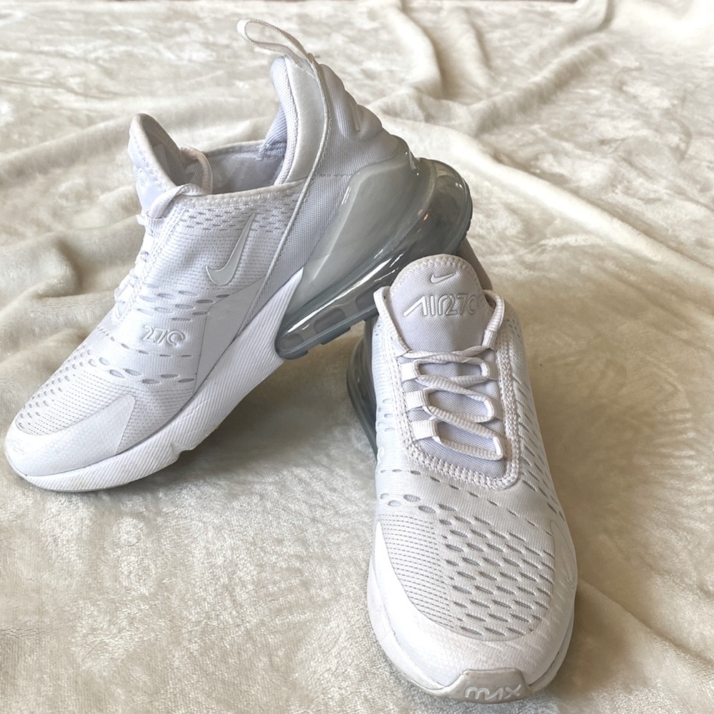 NIKE Airmax 270s